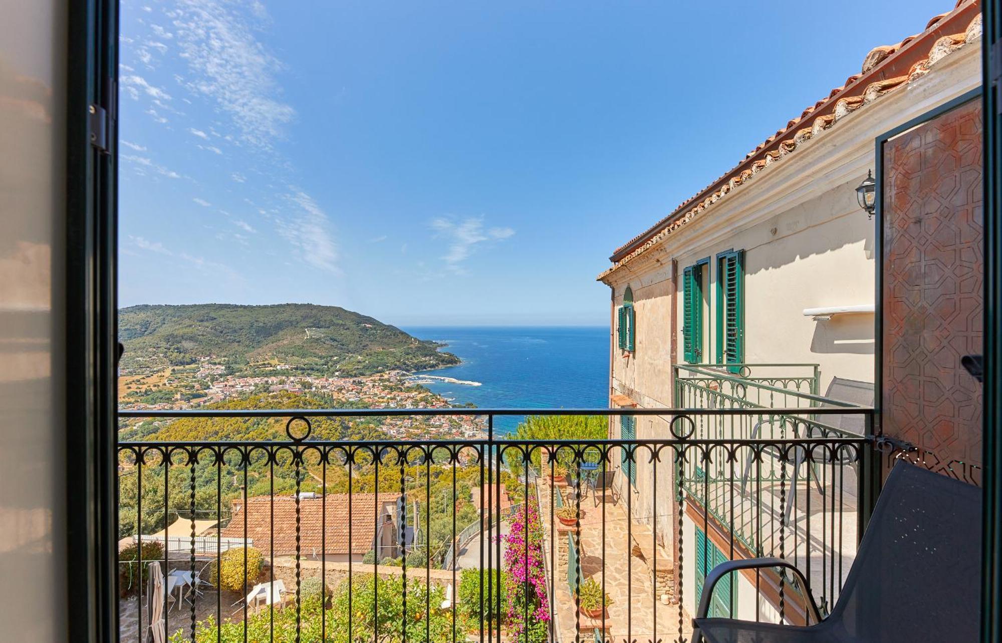 Residenza D'Epoca Tamara Aparthotel Castellabate Exterior photo